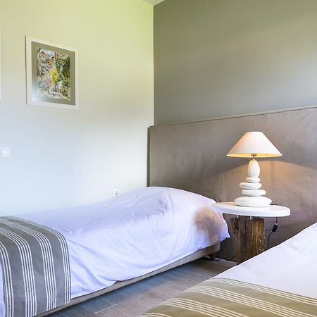 Olive Grove Studios & Apartments 스보로나타 외부 사진