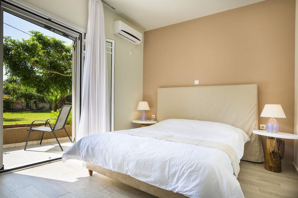 Olive Grove Studios & Apartments 스보로나타 외부 사진