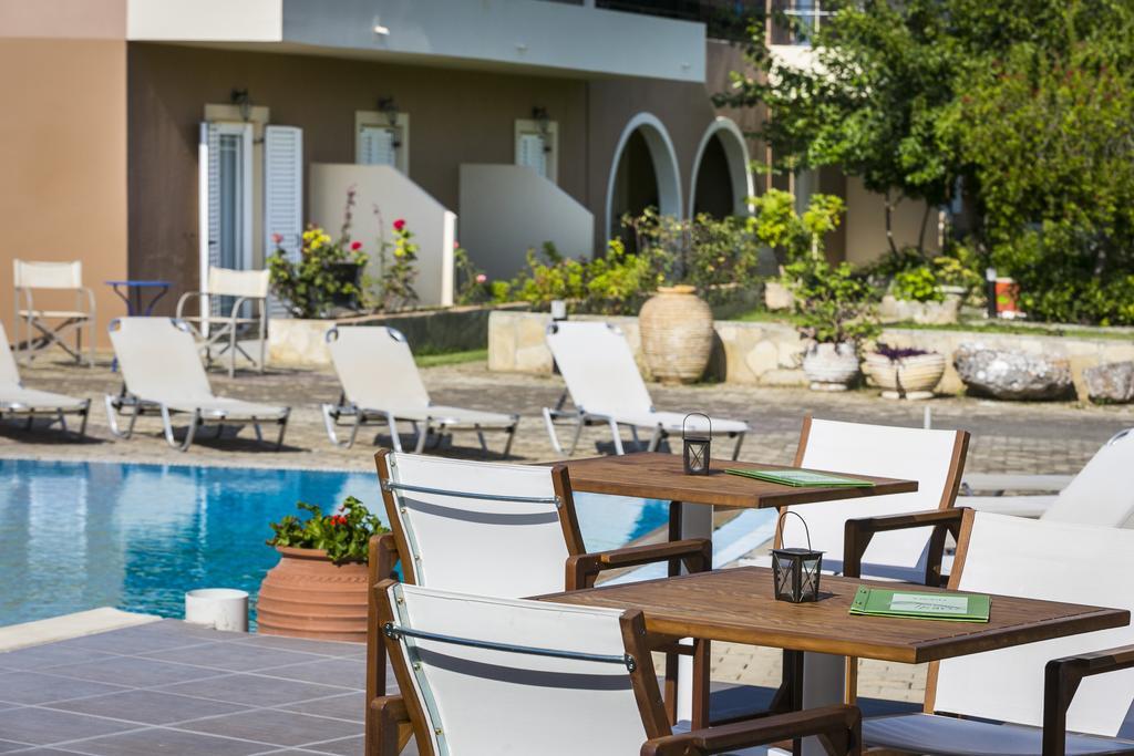 Olive Grove Studios & Apartments 스보로나타 외부 사진