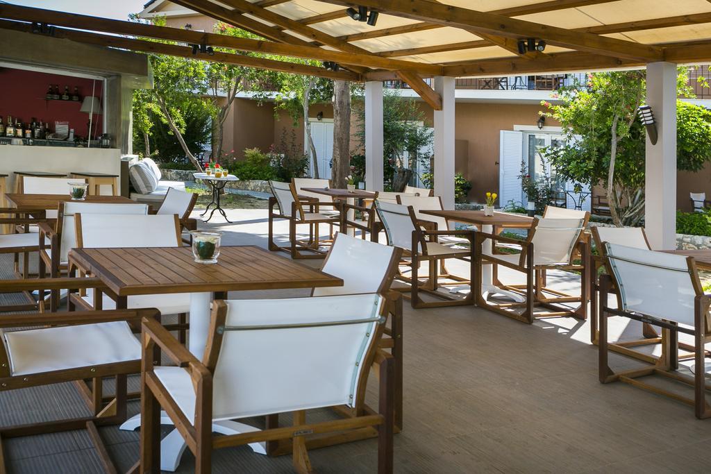 Olive Grove Studios & Apartments 스보로나타 외부 사진