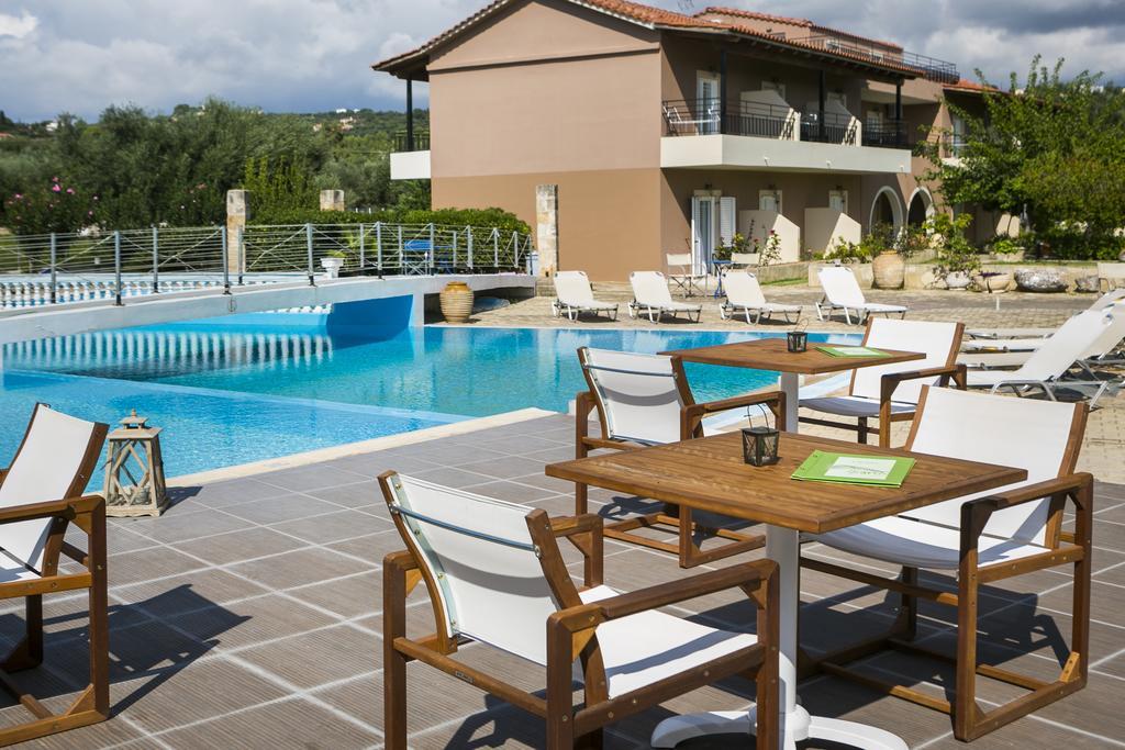 Olive Grove Studios & Apartments 스보로나타 외부 사진
