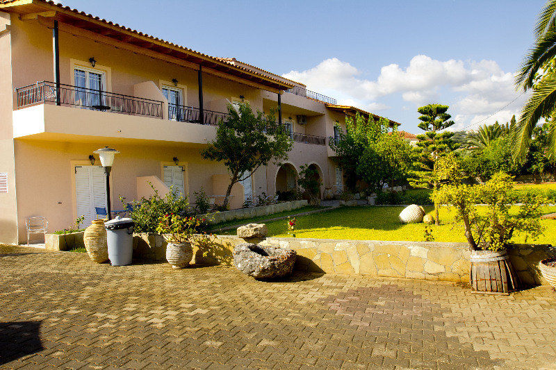 Olive Grove Studios & Apartments 스보로나타 외부 사진