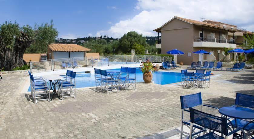 Olive Grove Studios & Apartments 스보로나타 외부 사진